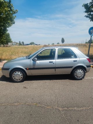 Ford Fiesta 2001