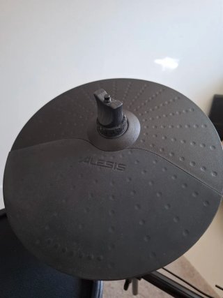Alesis Nitro Mesh - Batería Electrónica