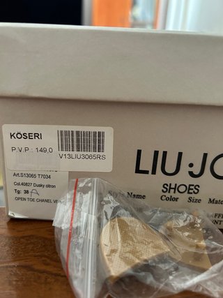 Zapatos Liu Jo Talla 38 Beige y Amarillo