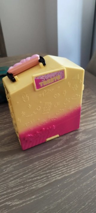 Casita de juguete temática de repostería