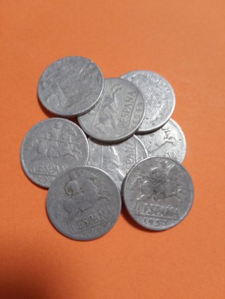 8 M. de 1945 de 10 Cts. Ptas. Antiguas