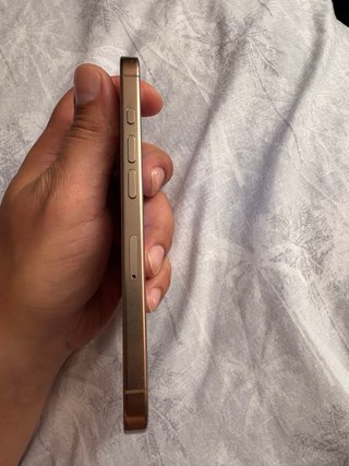iPhone 16 Pro