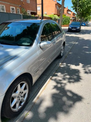 Mercedes-Benz Clase C 2006