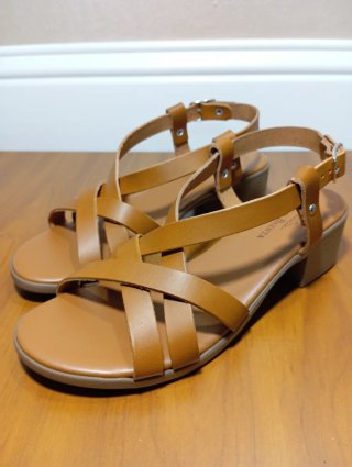 Sandali donna vera pelle marrone tacco 4 cm