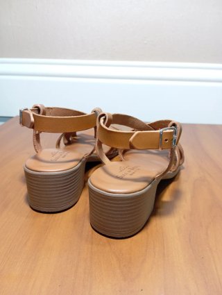 Sandali donna vera pelle marrone tacco 4 cm