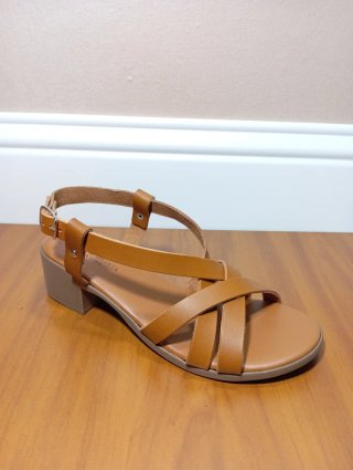Sandali donna vera pelle marrone tacco 4 cm
