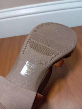 Sandali donna vera pelle marrone tacco 4 cm
