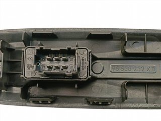 MANDO ELEVALUNAS DELANTERO DERECHO CITROEN DS3 9H