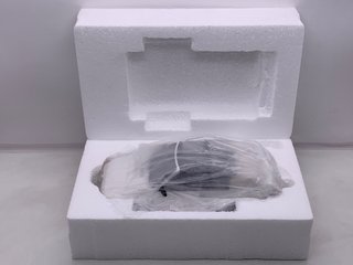 1:18 Ford Escort Mk4 XR3i Cabriolé año 1986 OT398