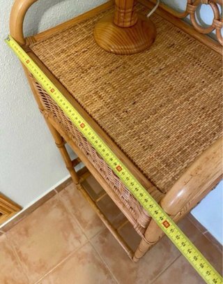 Cómoda de bambú y mimbre