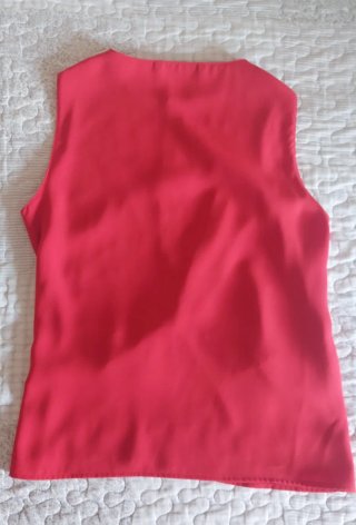 Blusa Zara Roja sin Mangas