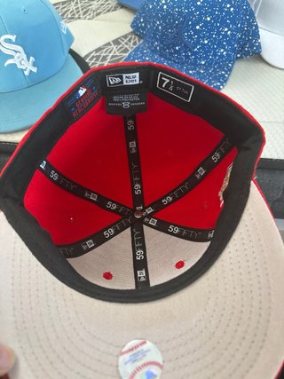 Gorras de béisbol World Series y Angel Stadium
