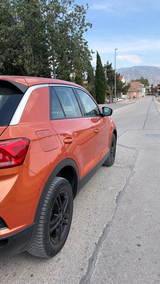 Volkswagen T-Roc 2019
