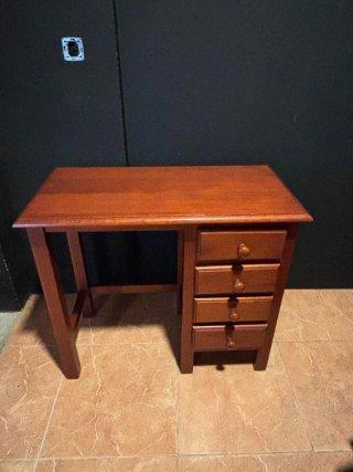 Escritorio madera nogal 4 cajones