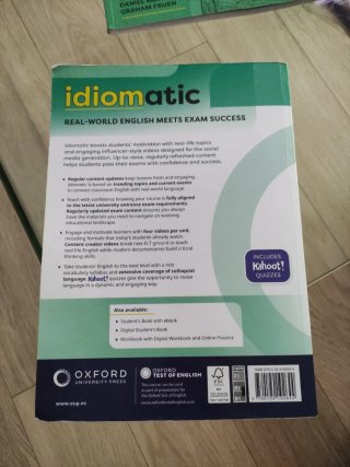 Idiomatic 1 Student's Book with Ebook+workbook