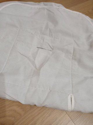 Sombrilla ,bolso y colchoneta .
