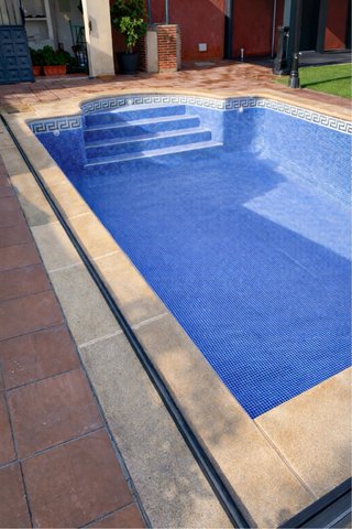 Rejuntado, limpieza y mantenimiento de piscinas