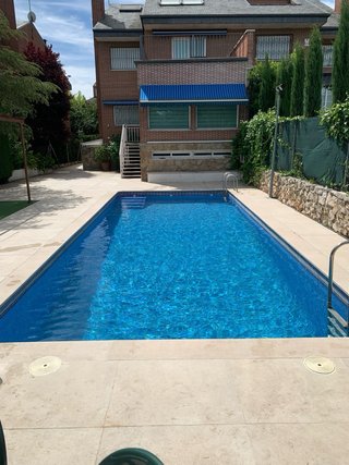 Rejuntado, limpieza y mantenimiento de piscinas