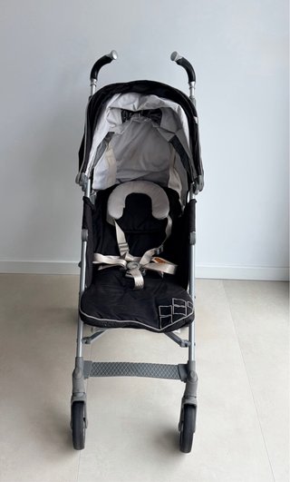 Cochecito Maclaren techno XT con capota de lluvia