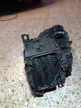 Faro derecho Audi Q3