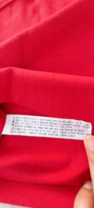 Falda ajustada Shana Roja Talla M. Ropa chica elas
