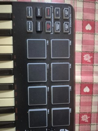Akai MPK Mini MK3 Controlador MIDI