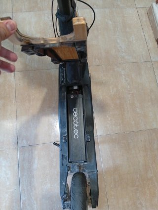 Patinete Eléctrico Cecotec Bongo Seminuevo