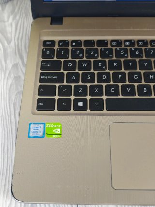 Portátil Asus Intel I7/ 8gb/1tb/ GTX 2Gb