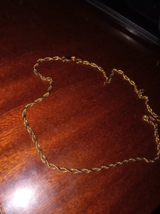Cadena de golfi bañada en oro