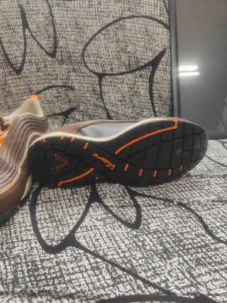 Zapatos de seguridad Valare marrones y naranjas