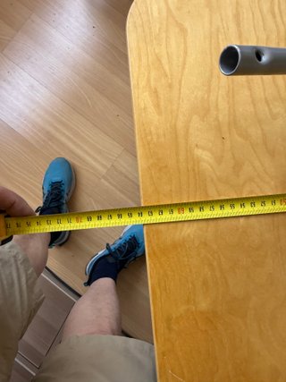 Mesa auxiliar IKEA con ruedas y cajón
