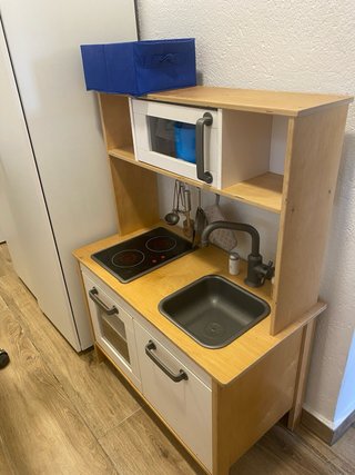 Cocinita IKEA madera + accesorios