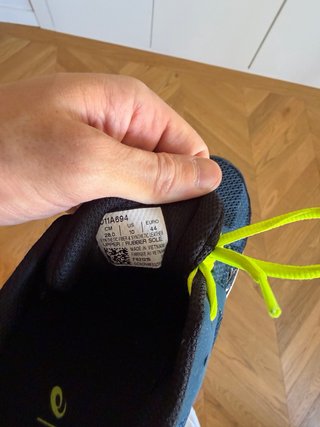 Zapatillas Asics Azul y Blanco