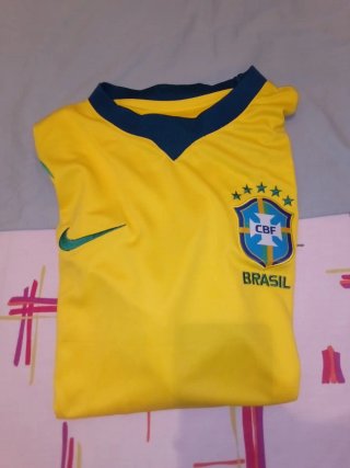 Camiseta Brasil fútbol