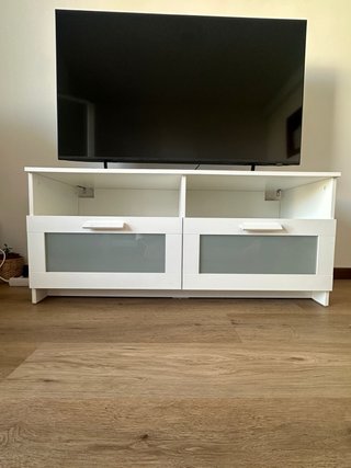 Mesa BRIMNES para TV