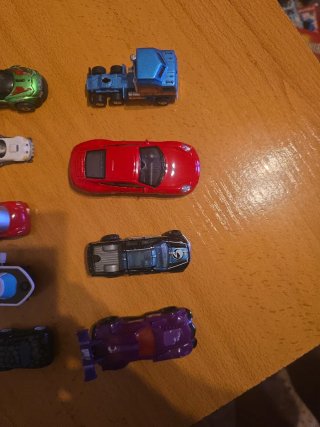 Lote de 14 coches de juguete variados