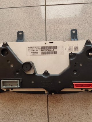 Cuadro instrumentos Opel Vivaro P8200279068-B