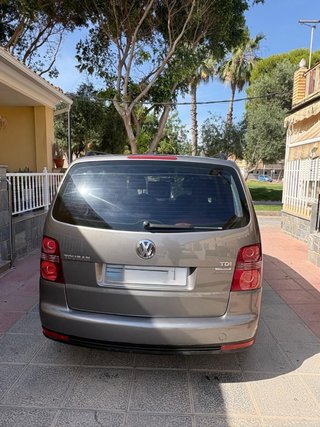 Volkswagen Touran 1.9 TDI 105 CV – 7 PLAZAS
