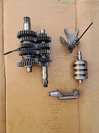 Caja de cambios AM6