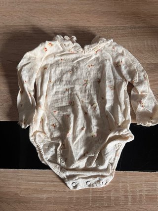 Body camiseta floral 0-1 meses