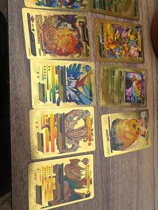 Cartas Pokémon Doradas