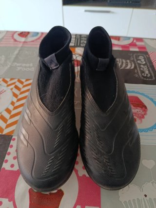 Botas fútbol multitacos Adidas Predator Talla 38