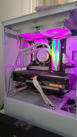 PC Gaming NVIDIA RTX 4070 Ryzen 7 5800X