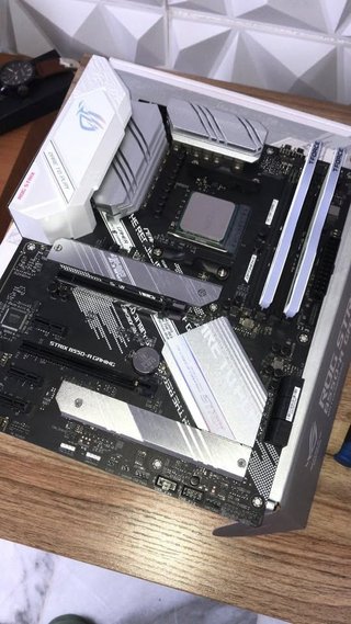PC Gaming NVIDIA RTX 4070 Ryzen 7 5800X