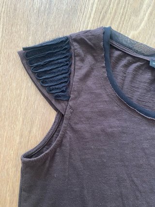 Camiseta Mango sin mangas marrón