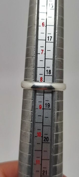Anillo de Plata y Turmalina Negra.