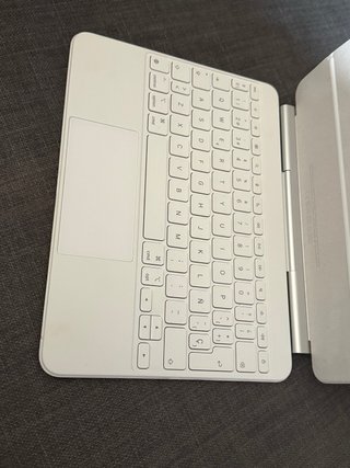 Magic Keyboard iPad Air 11 (M4) Español Blanco