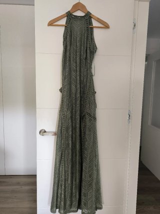 Vestido caqui largo Guess verde con aberturas