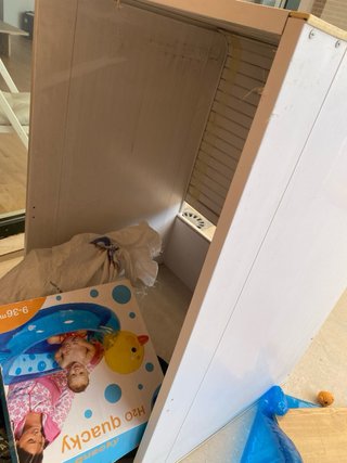 Mueble para lavadora y secadora con persiana