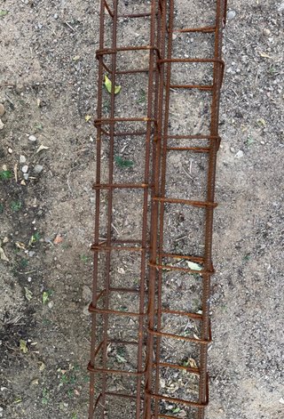 2 unds. Zuncho de acero para construcción. De 4 mt